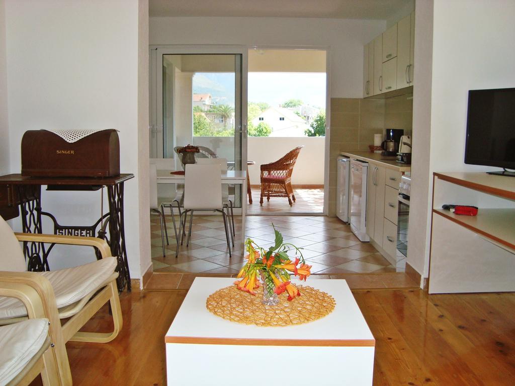 Apartments Rolovina Tivat Zimmer foto