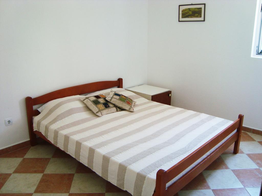 Apartments Rolovina Tivat Zimmer foto