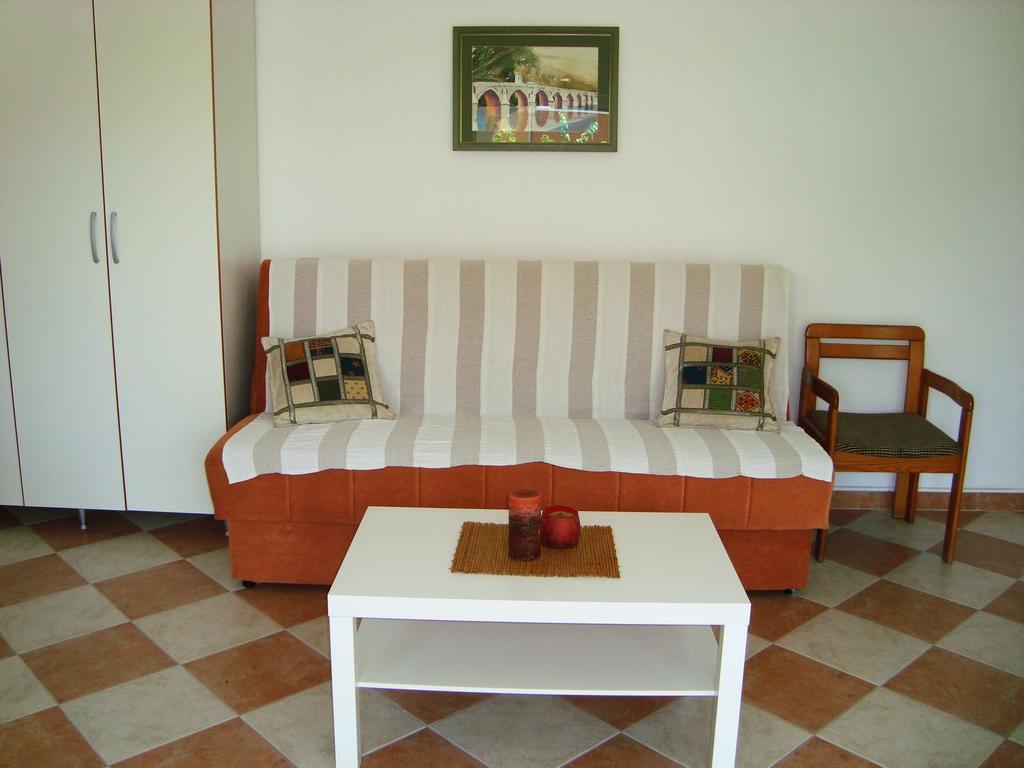 Apartments Rolovina Tivat Zimmer foto