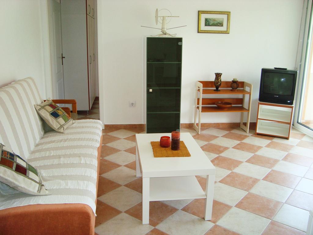 Apartments Rolovina Tivat Zimmer foto